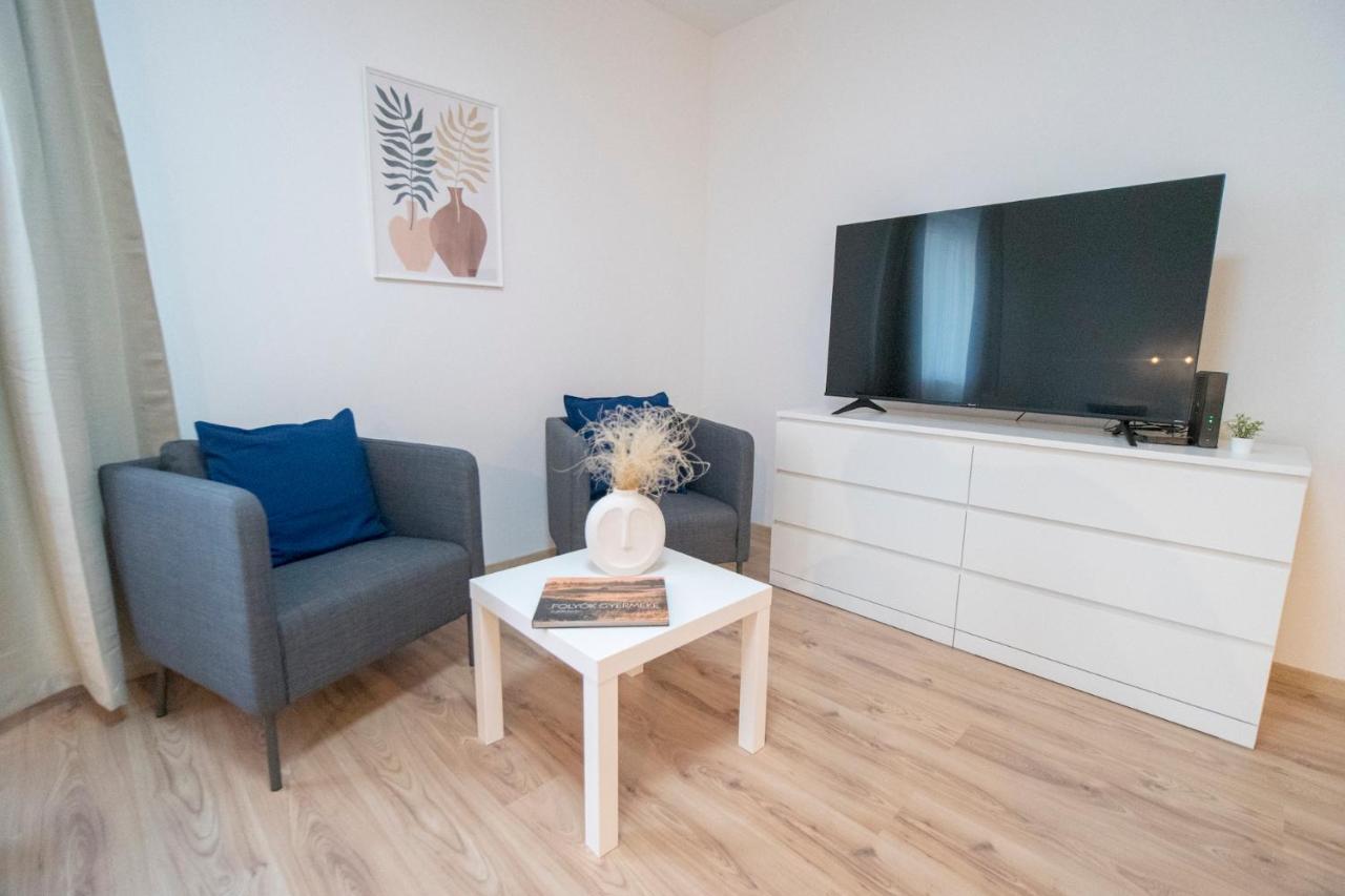 K106 Klapka Apartment Budapest Luaran gambar